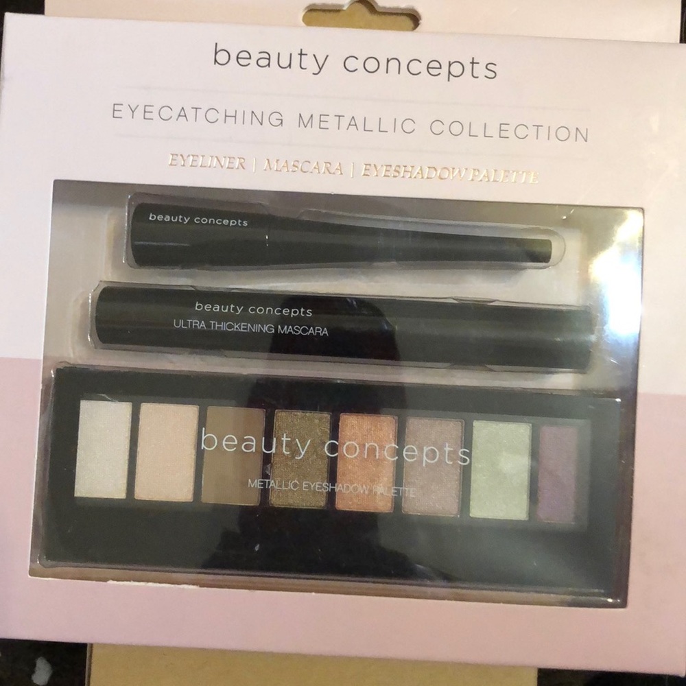 BC eye make up collection. BNWT.